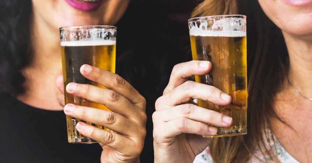 စလှချင်သူများ ဘီယာနဲ့ (၇)ရက်တိတိ မျက်နှာသစ်မိတဲ့အခါ