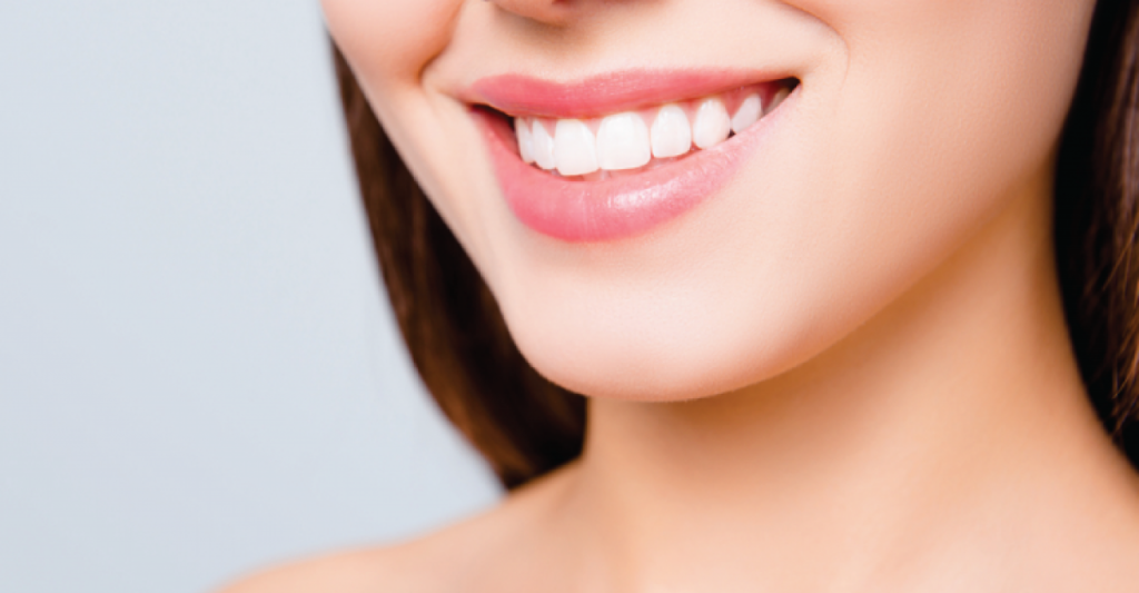 စဝါညစ်နေတဲ့သွားတွေကို အမြန်ဆုံးပြန်လည် ဖြူဖွေးအောင် ပြုလုပ်နိုင်မယ့်နည်း (၆) နည်း